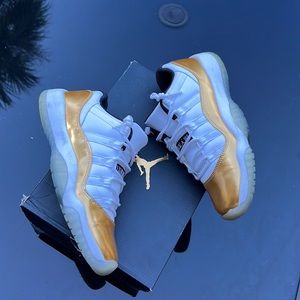 Air Jordan 11 Retro Low BG